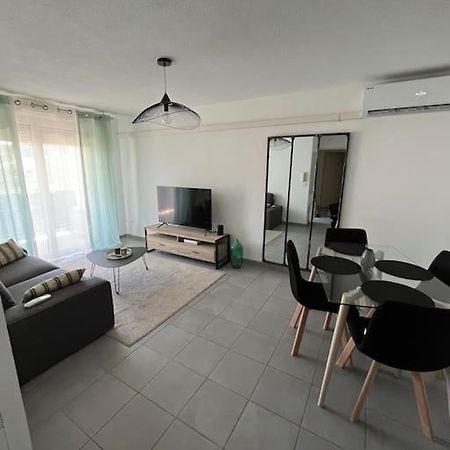 Joli Appt 45 M2 Avec Terrasse Apartman Lunel  Kültér fotó