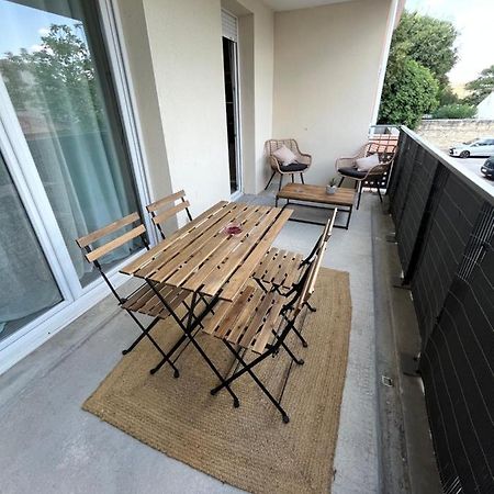Joli Appt 45 M2 Avec Terrasse Apartman Lunel  Kültér fotó