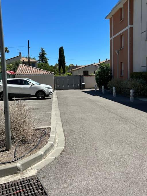 Joli Appt 45 M2 Avec Terrasse Apartman Lunel  Kültér fotó
